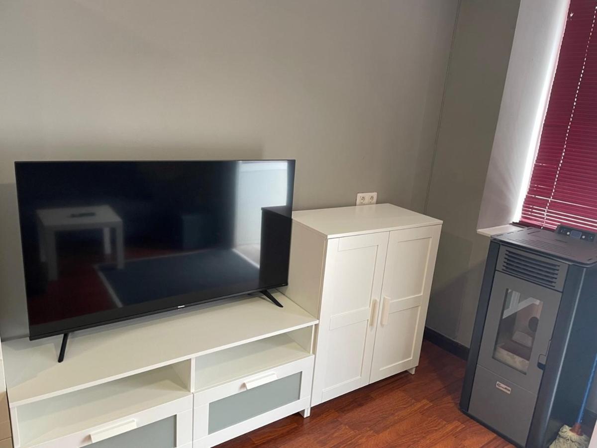 Casa De Fernando Apartment ตริอากาสเตลา ภายนอก รูปภาพ